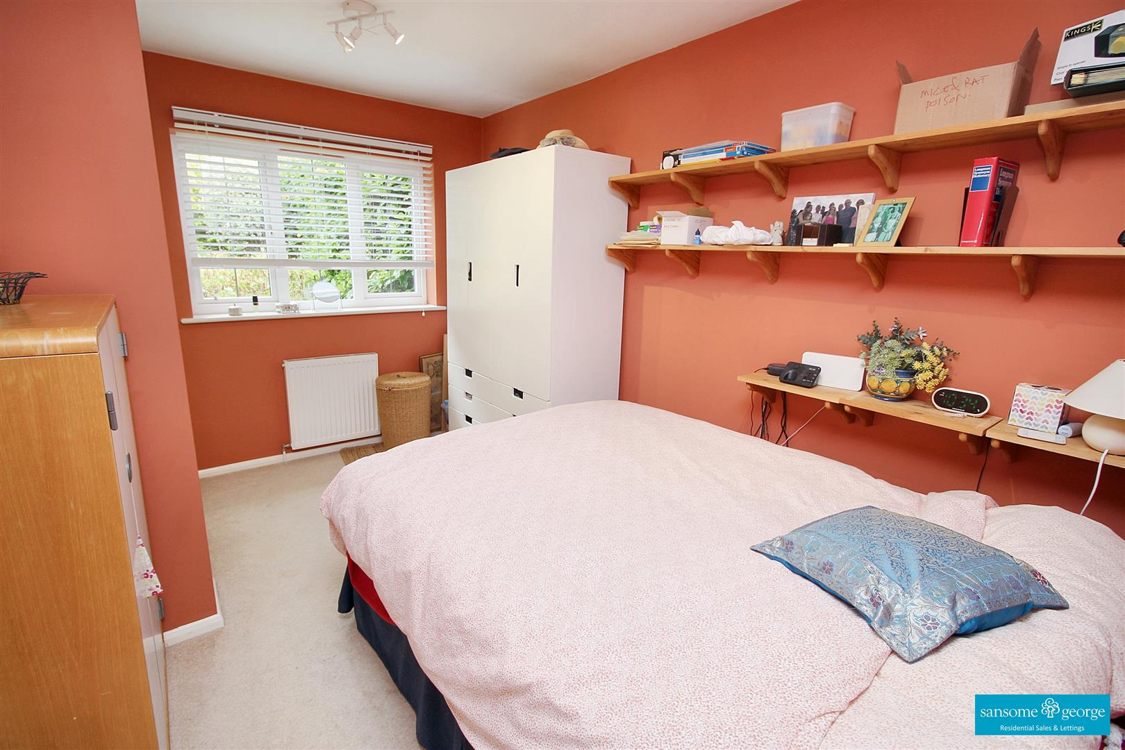 Fairway Avenue, Tilehurst, Reading